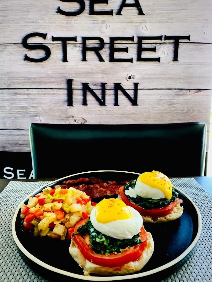 Sea Street Inn ハイアニス・ポート エクステリア 写真
